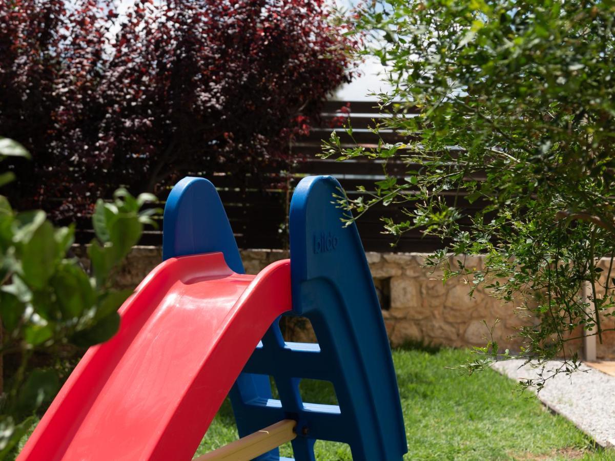 Family Villa Rousa In Rethymno With Pool, Bbq And Kids Area Loutra Extérieur photo
