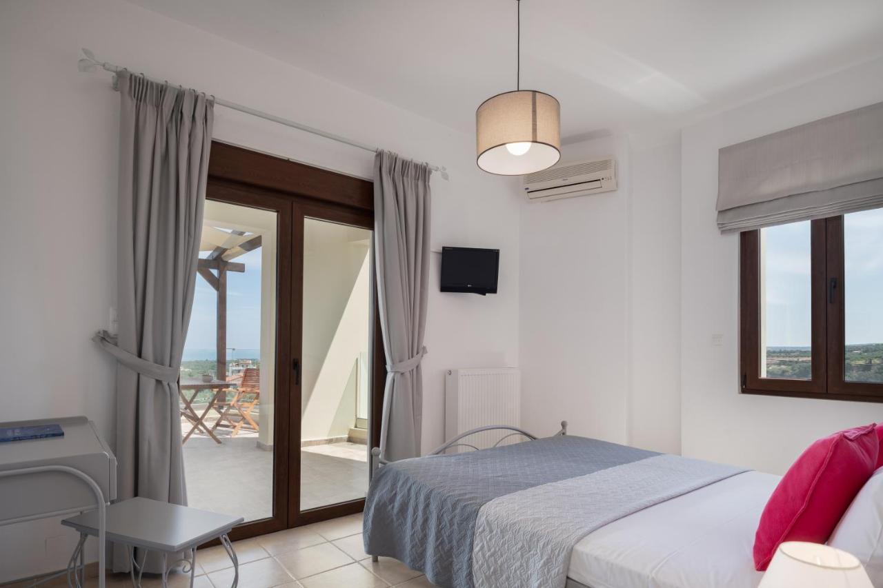 Family Villa Rousa In Rethymno With Pool, Bbq And Kids Area Loutra Extérieur photo