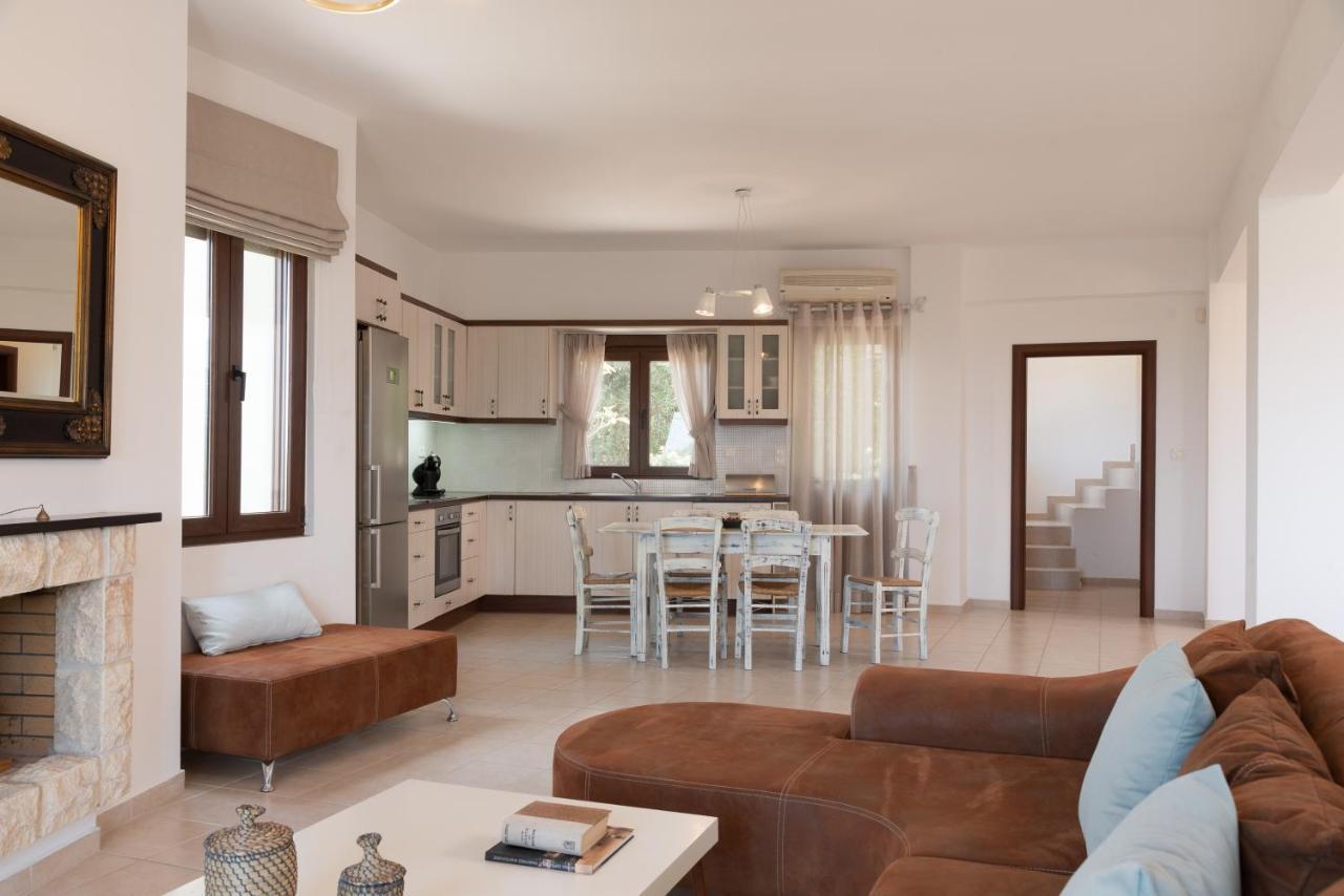 Family Villa Rousa In Rethymno With Pool, Bbq And Kids Area Loutra Extérieur photo