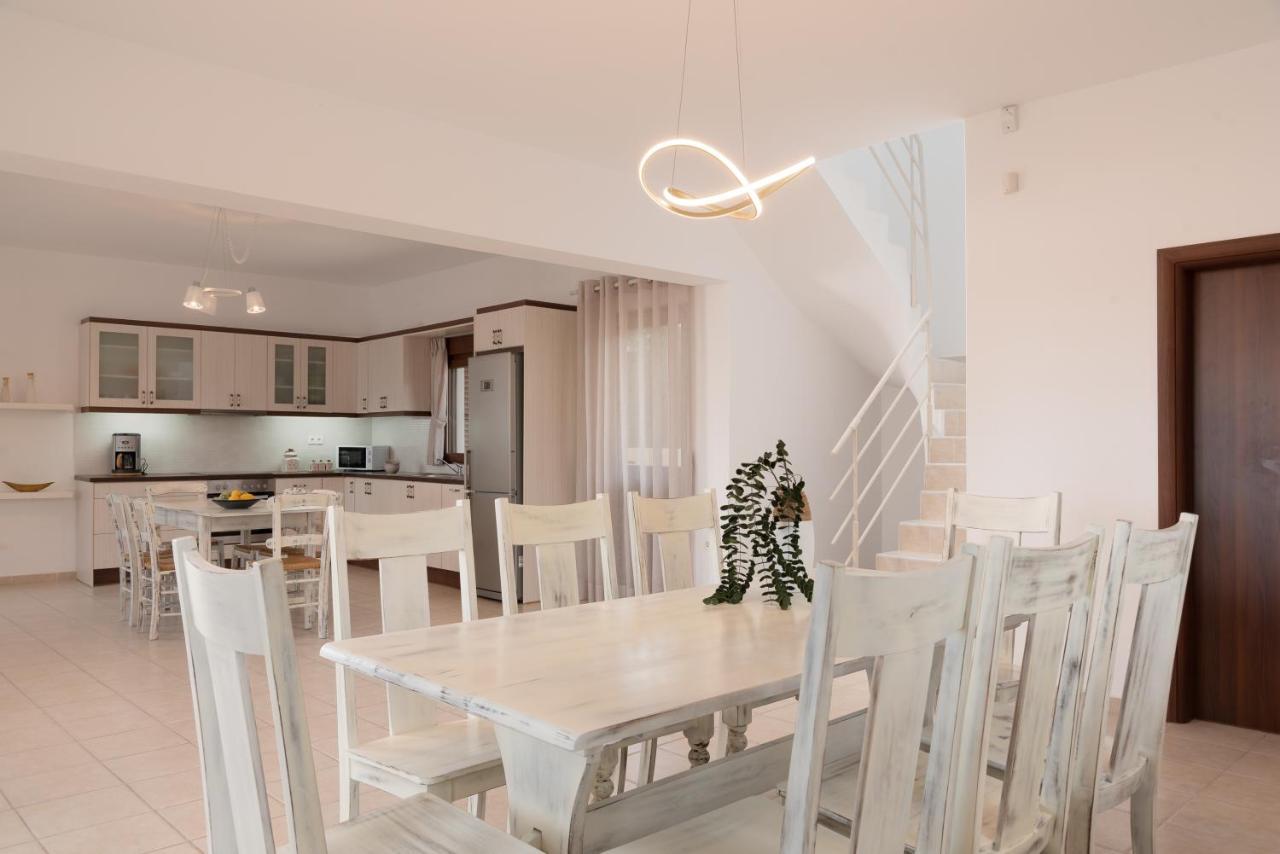 Family Villa Rousa In Rethymno With Pool, Bbq And Kids Area Loutra Extérieur photo