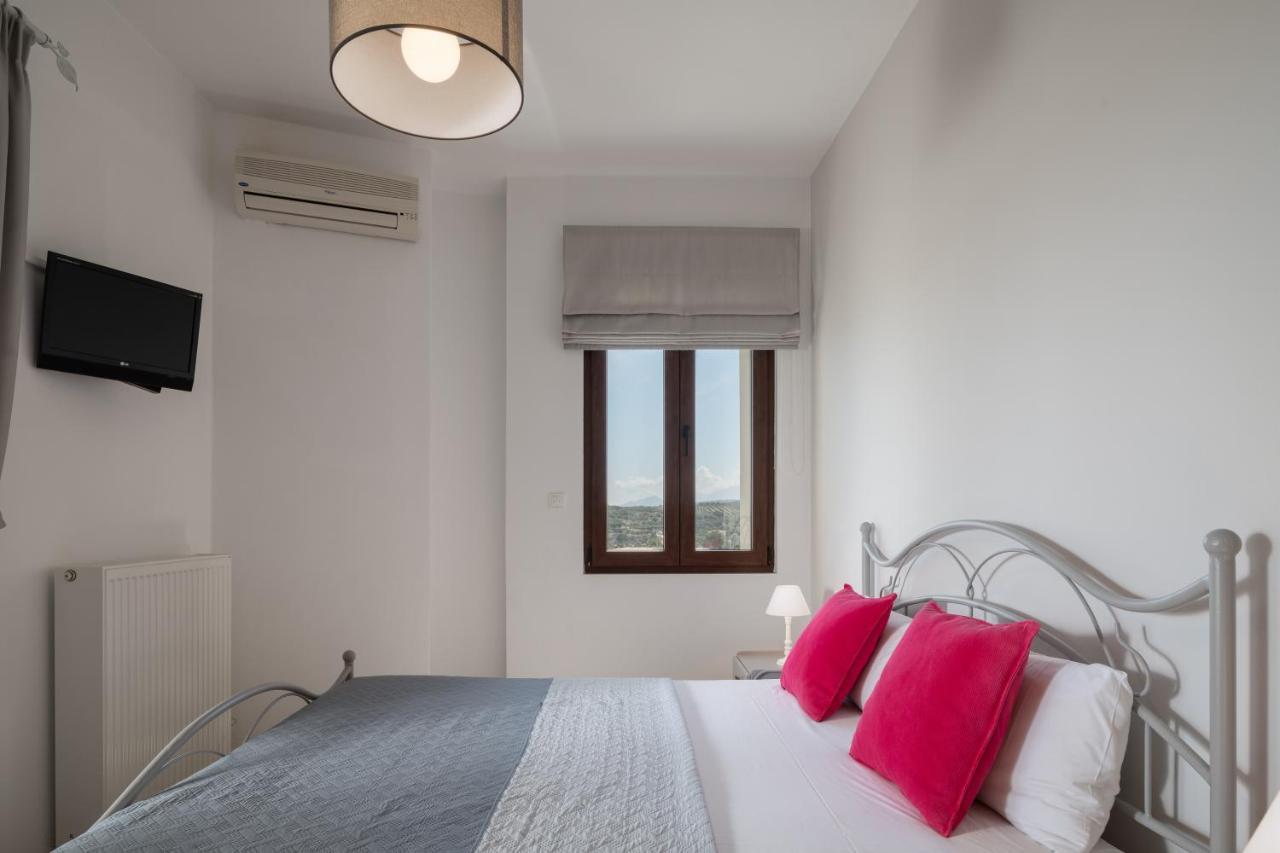 Family Villa Rousa In Rethymno With Pool, Bbq And Kids Area Loutra Extérieur photo