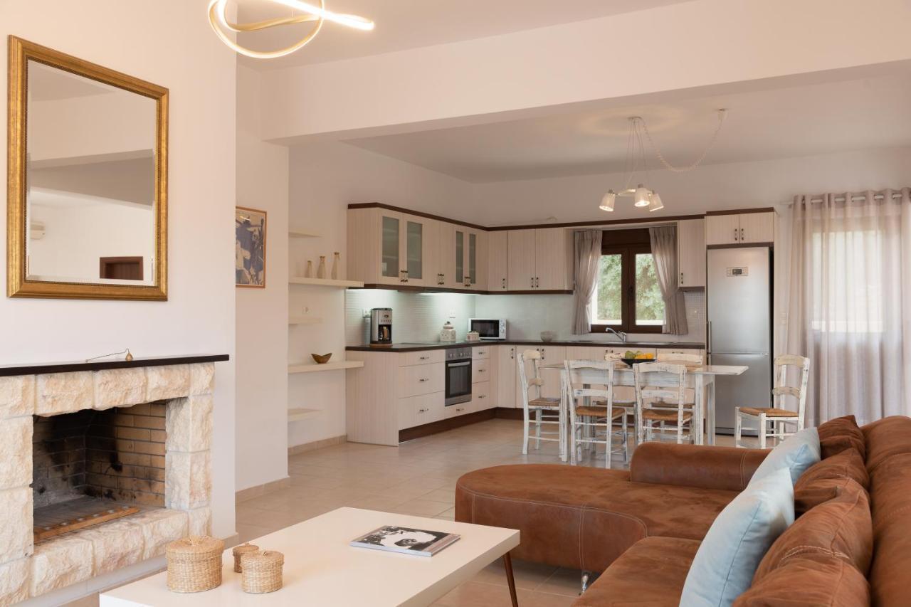 Family Villa Rousa In Rethymno With Pool, Bbq And Kids Area Loutra Extérieur photo